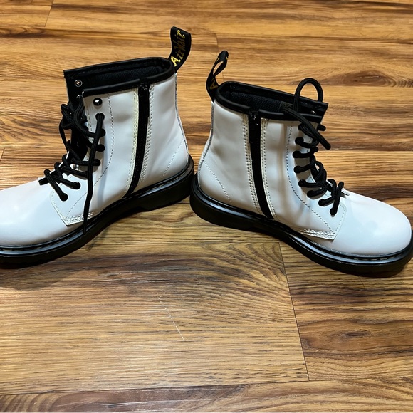 Dr Martins Junior Size 5 Zip Up Boots - Picture 5 of 7